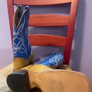 Brand new Justin Western Cowgirl Boots